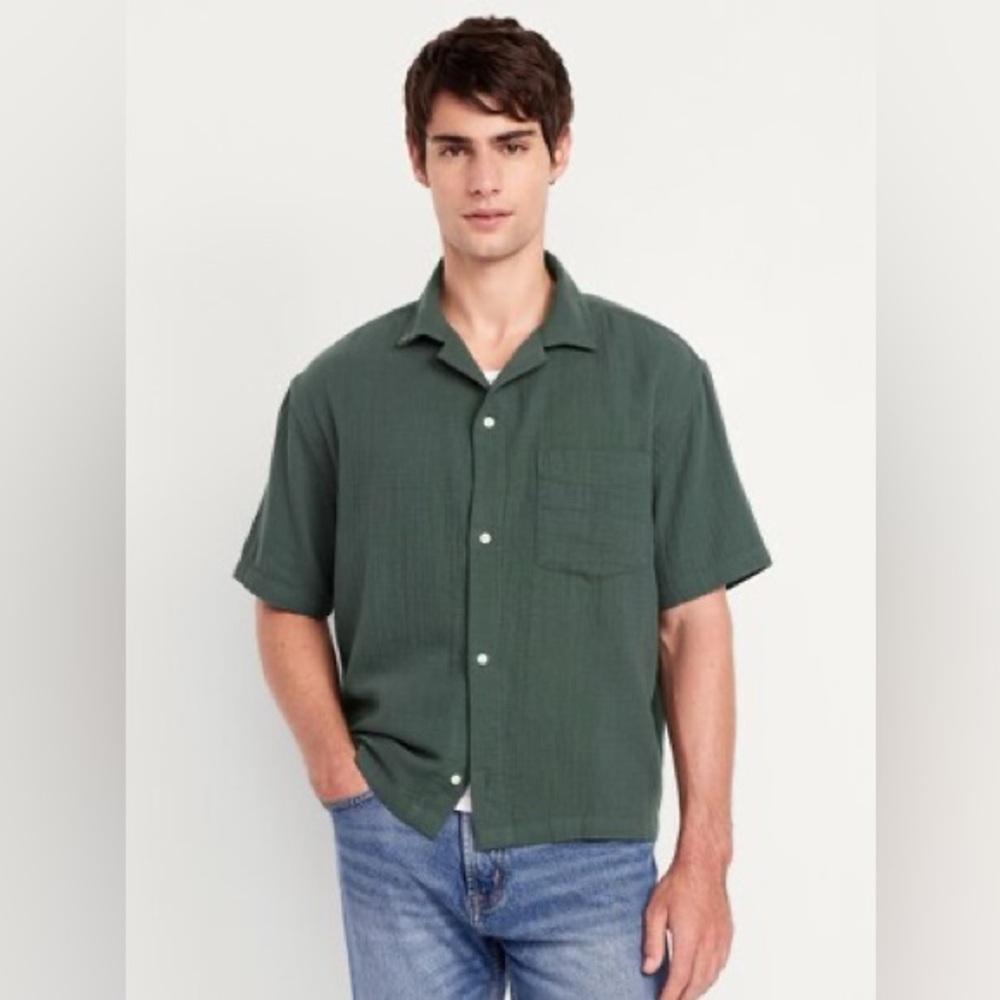 Old Navy Men's Short-Sleeve Cropped Heavyweight Camp Shirt
